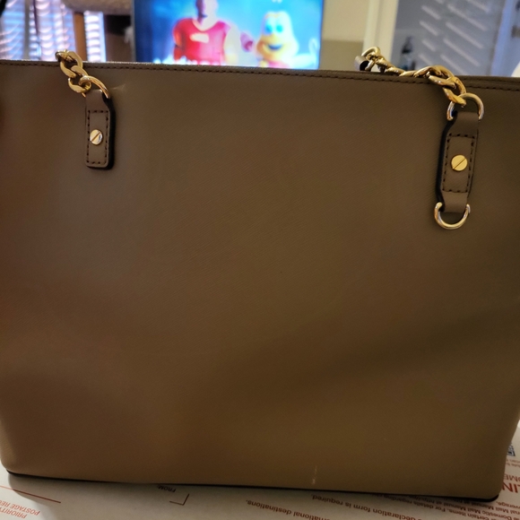 Michael Kors Used Tan Handbag - Picture 2 of 13